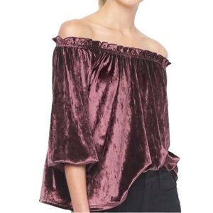Gap Burgundy Crushed Velvet Off or On the Shoulder Top Size Medium Tall